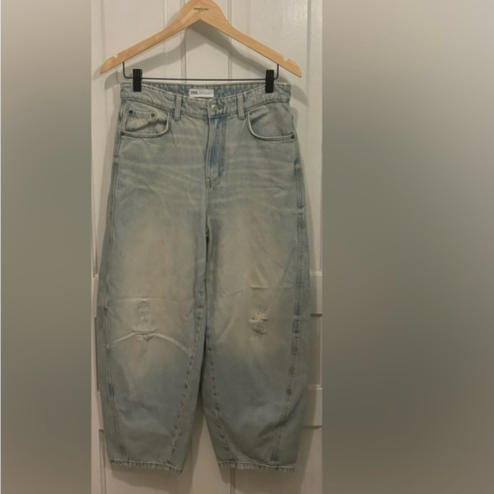 Zara Faded Light Wash Distressed Barrel Jeans Size 12
